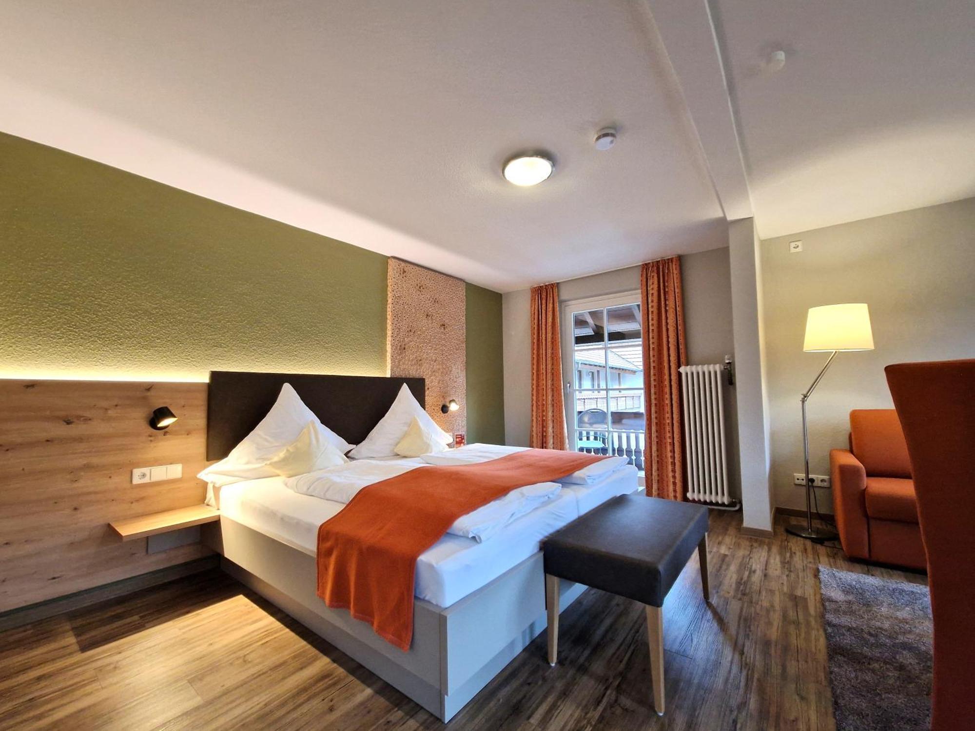 Hotel-Gasthaus Goldener Engel Glottertal Extérieur photo
